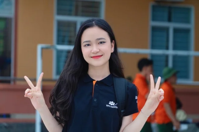 Ngắm ngay nhan sắc kẹo ngọt của nữ sinh viên ĐH FPT - Trường Đại học FPT
