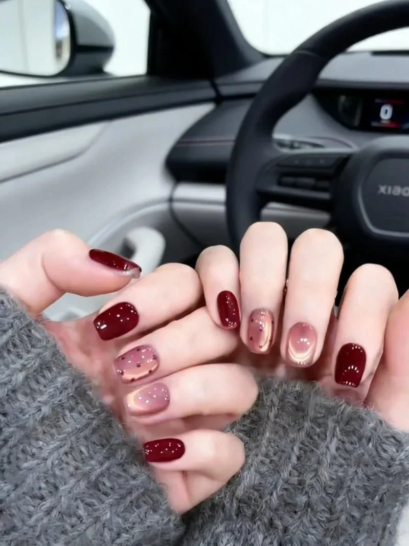 Tổng Hợp 1001+ Mẫu Nail Tết 2026: Sắc Màu May Mắn Đón Xuân Sang